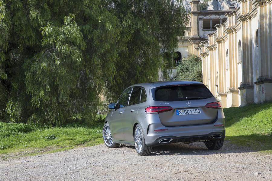  Mercedes-Benz B200 d AMG Line (W247) 2019 года  (фото 21 из 61)